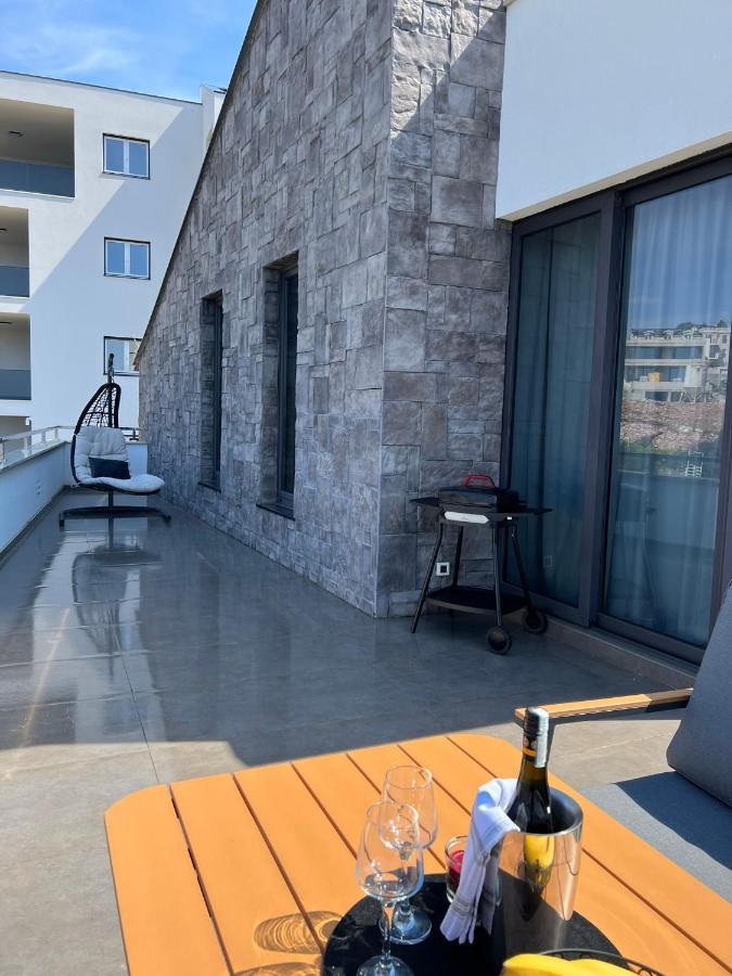 Apartamento Luxury Laurus Penthouse With Awesome Sea View Primošten Exterior foto