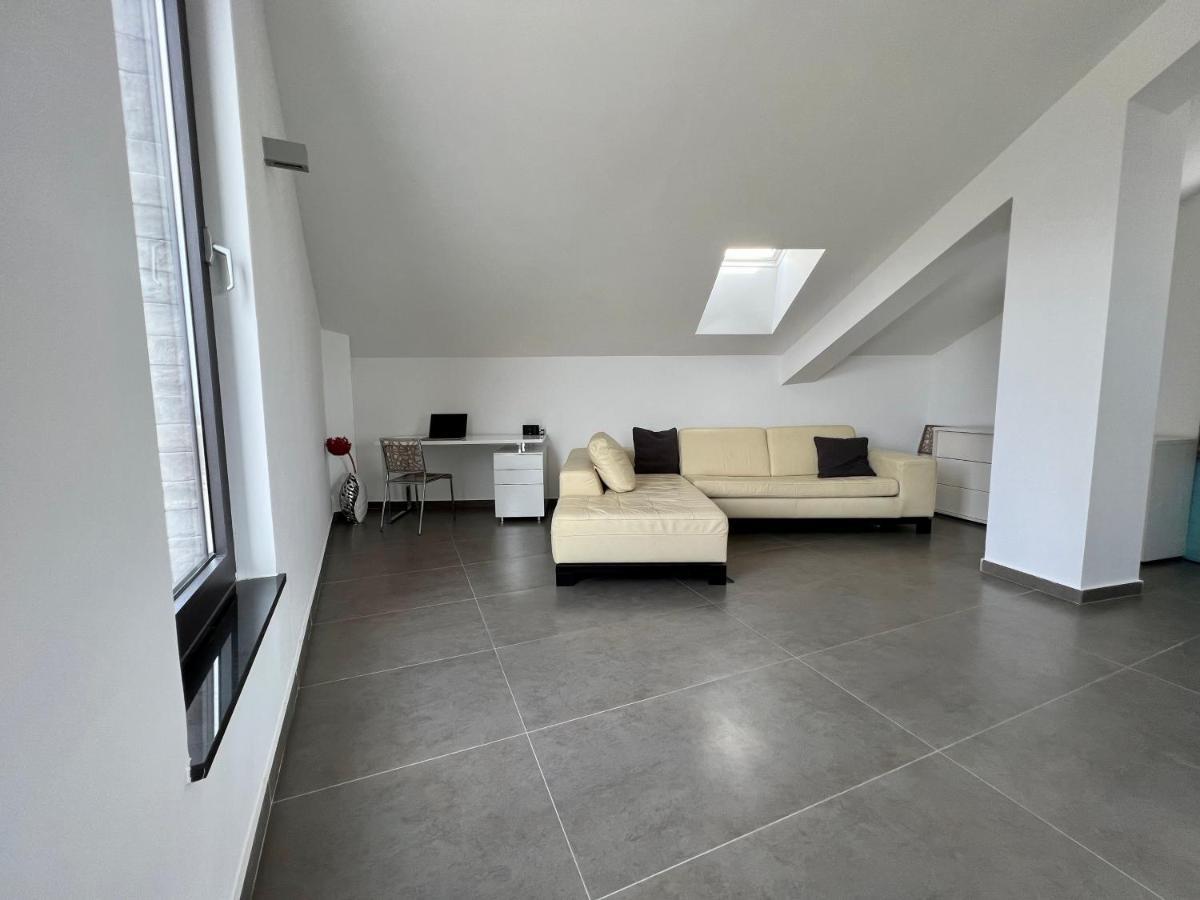 Apartamento Luxury Laurus Penthouse With Awesome Sea View Primošten Exterior foto