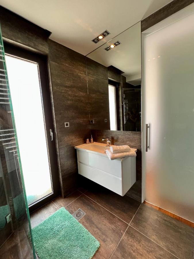 Apartamento Luxury Laurus Penthouse With Awesome Sea View Primošten Exterior foto